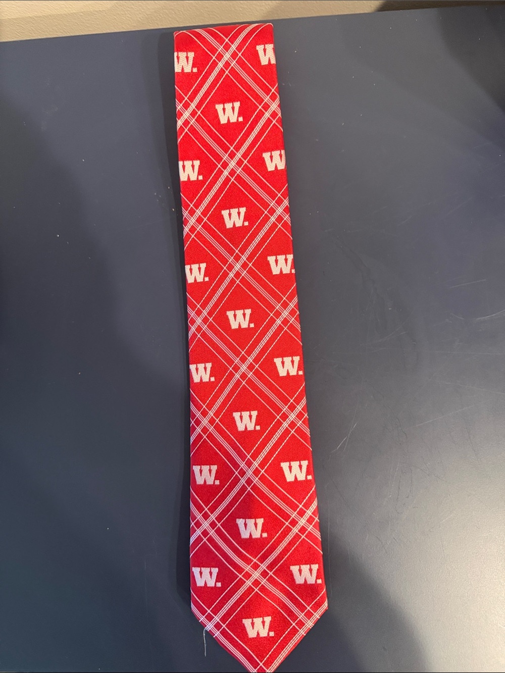Wisconsin Badgers 100% Silk Necktie in EUC